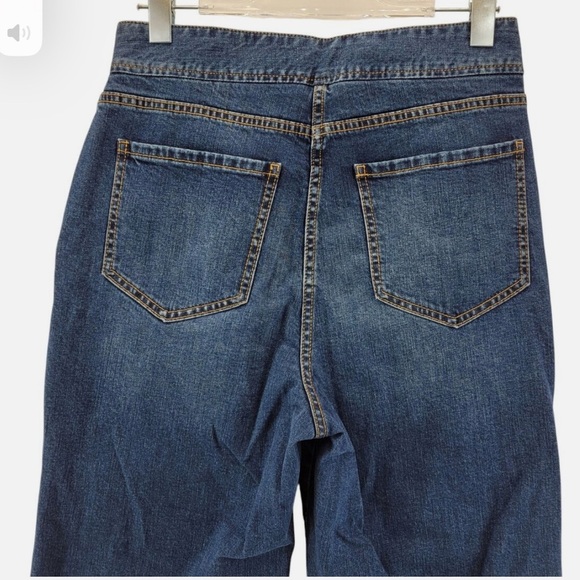 Kate Spade High Waist Wide Leg Flare Jeans — Size 25 Medium Wash - Picture 4 of 9